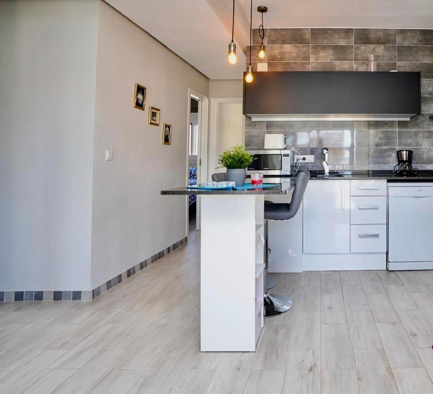 סנטה פולה Three Bedroom Top Apartment By The Beach מראה חיצוני תמונה