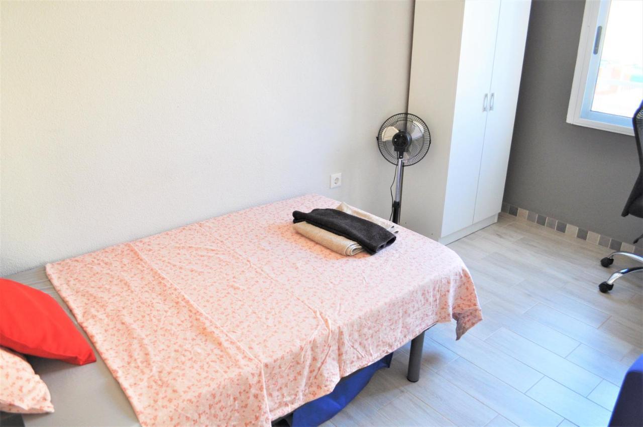 סנטה פולה Three Bedroom Top Apartment By The Beach מראה חיצוני תמונה